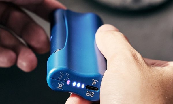 rever da one electronic cigarette with ultraviolet rays technology